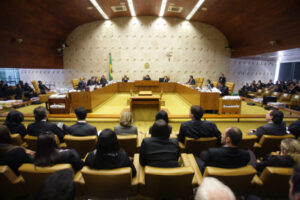 CCJ da Câmara aprova projeto que proíbe decisões individuais no STF
