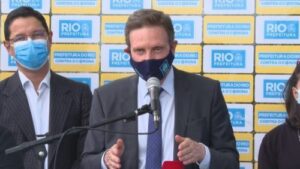 Marcelo Crivella é preso no Rio…