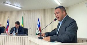 Vereador que foi preso por estelionato reassume cargo na Câmara de Coroatá