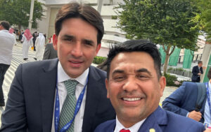 Wellington se reúne com o Ministro de Portos e Aeroportos na COP28 e solicita ampliação de voos partindo do Maranhão
