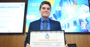 Jornalista John Cutrim é homenageado com o Título de Cidadão de São Luís