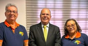 Hildo Rocha e Hilda Angélica tratam das estratégias de luta dos agentes de saúde e de combate às endemias, para o ano de 2024