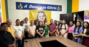 Deputada Mical Damasceno é mais uma liderança a declarar apoio à reeleição de Carrinho em Viana
