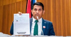Deputado Wellington solicita ao Governo do Maranhão para rejeitar convênio para cobrança do SPVAT