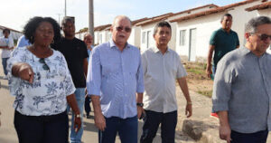 Hildo Rocha diz que 400 casas do Residencial Magno Cruz, em Ribamar, serão entregues em agosto de 2024