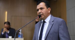 Vereador DOMINGOS terminará mandato em PAZ… com as bençãos da “Câmara da Mãe Joana”