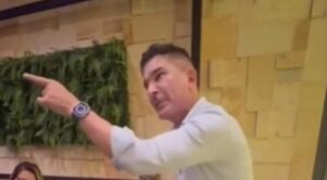 Alessandro Martins posta foto de mulheres em bar sem consentimento delas e vira caso de polícia