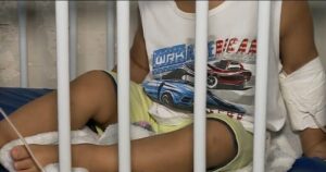 Pai abandona filho de 3 anos, com Síndrome de Down e doença grave, no Hospital Municipal de Imperatriz