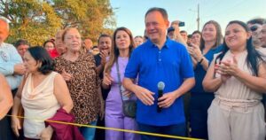 Prefeito Rigo Teles inaugura asfaltamento em estrada da zona rural de Barra do Corda
