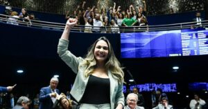 Lei que regulamenta profissão de sanitarista é sancionada pelo presidente Lula