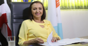 MP pressiona prefeita a regularizar transporte escolar na zona rural de Colinas