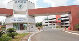 Acusado de assédio sexual por alunos, professor é expulso da UFMA