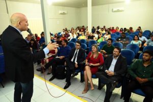 Curso de regularização fundiária atrai bom público em Timon