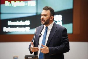 Yglésio celebra resultado do concurso da Assembleia Legislativa