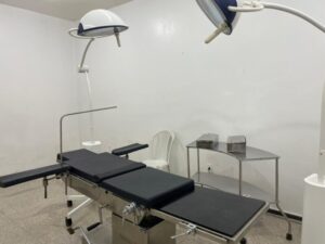 Prefeita Fabiana Mendes implanta centro cirúrgico no Hospital Municipal de Presidente Vargas