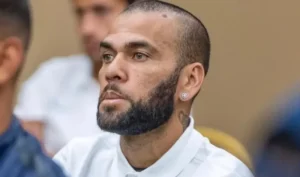 Justiça da Espanha concede liberdade provisória a Daniel Alves sob fiança de 1 milhão de euros