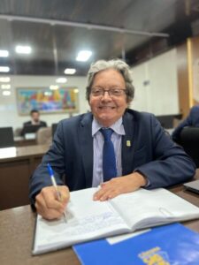 Abril Azul: Dr. Gutemberg destaca Leis em benefícios da pessoa com Autismo