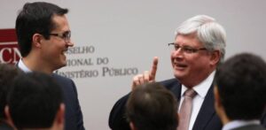 Criminosos da Lava Jato vão aos poucos se penitenciando….