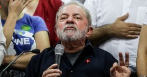 Desaprovação do governo Lula supera aprovação em pesquisa