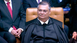 De faixa roxa de Karatê a juiz federal: Saiba quem são os nomeados no gabinete de Flávio Dino no STF