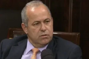 União Brasil expulsa deputado Chiquinho Brazão, suspeito de mandar matar Marielle Franco