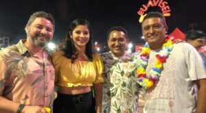 Candidato do PSOL na fé e na folia durante o carnaval