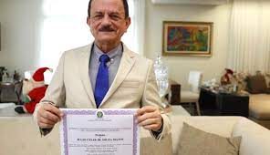 Ginásios esportivos recebem donativos para vítimas das enchentes no Rio Grande do Sul