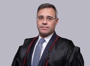 Ministro André Mendonça é eleito membro efetivo do TSE