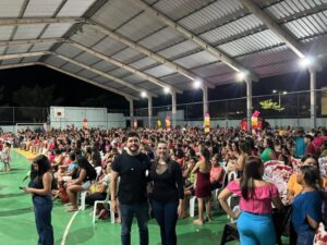 Prefeita Fabiana Mendes realiza festa histórica em homenagem às mães em Presidente Vargas