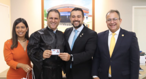 Edivaldo Jr. ainda sem partido, mas filiado à OAB-MA