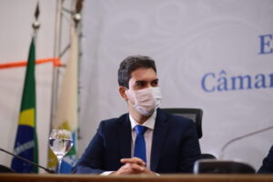 Promotoria acusa Braide de anunciar como reformada escola no Coroadinho com risco de desabamento