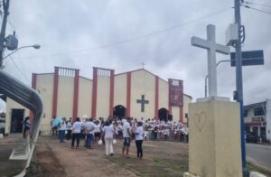 Igreja católica manipula fieis do Anil contra Braide
