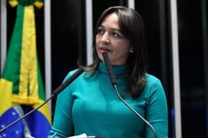Eliziane confirma informação do Xeque-Mate e indica candidatura à vice-presidência do Senado Federal
