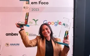 Eliziane é a melhor senadora do Brasil…