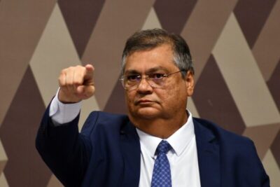 Com ‘indisposição gástrica’, Dino acompanha sessão do STF de forma remota