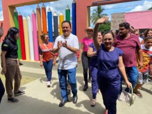 Prefeito Rigo Teles entrega moderna escola e UBS no Ipiranga, zona rural de Barra do Corda
