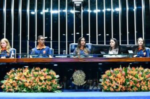 Inscrições para o programa Jovem Senador 2024 seguem abertas até 30 de abril