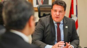 O bombeiro Felipe Camarão…