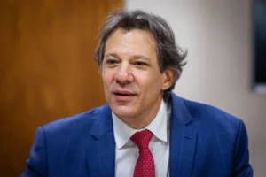Haddad defende decisão de Dino que retirou combate a queimadas do arcabouço fiscal