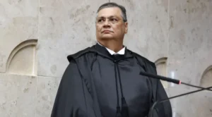 Flávio Dino acompanha Zanin e vota para suspender prorrogação da desoneração da folha