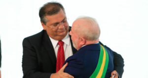 Ameaça da oposição à indicação de Flávio Dino ao STF preocupa Lula