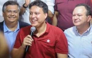 Sem Brandão, Flávio Dino volta ao Palácio dos Leões…