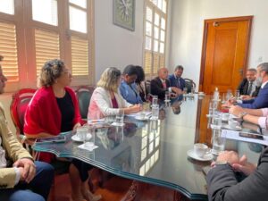TJMA discute atendimento inicial de adolescentes apreendidos em flagrante
