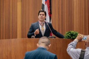 André Fufuca recebe Medalha Manuel Beckman na Assembleia…