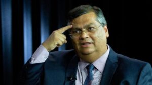 “Os que gostam do governo gostam dele. E os que não gostam acham ruim”, diz Congresso em Foco sobre avaliação de Flávio Dino em pesquisa