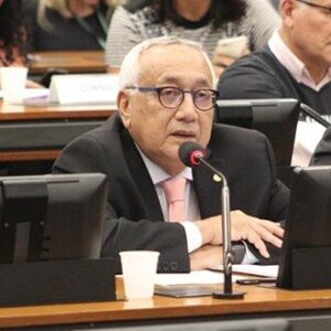 Gastão comemora aprovação de crédito via maquininha