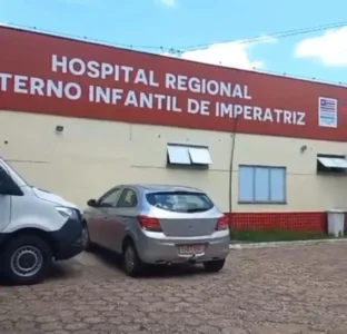 Criminosos invadem maternidade e roubam arma de vigilante