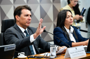 CPMI do 8/1: Eliziane deve apresentar relatório hoje