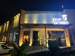 Juiz proíbe empresário de usar nome do ‘Por Acaso’ em bar no Calhau