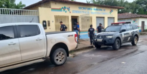 Polícia Civil cumpre mandados em ação na Prefeitura de Cândido Mendes